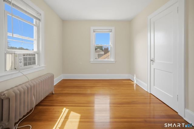 99 Thomas Street, West Hartford, CT 06119