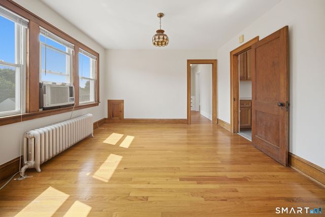 99 Thomas Street, West Hartford, CT 06119