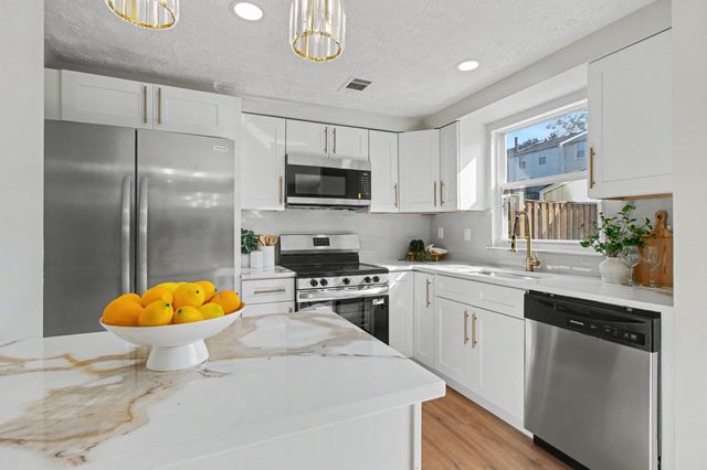 6718 QUIET HOURS E, Columbia, MD 21045