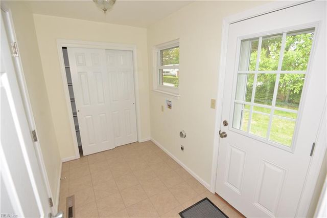 6101 Tradewinds CT, Virginia Beach, VA 23464