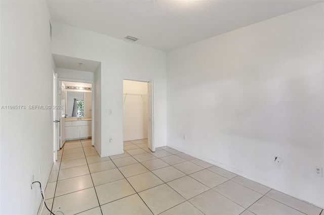 3916 SW 48th Ave, Pembroke Park, FL 33023