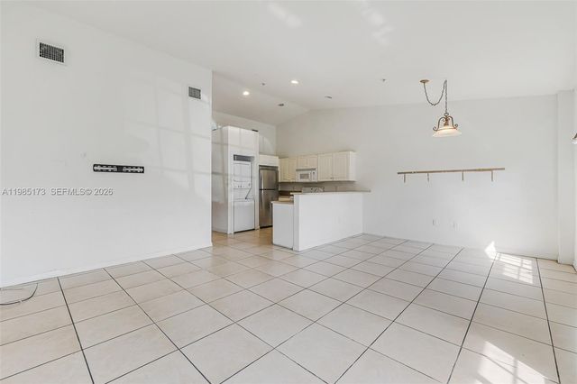 3916 SW 48th Ave, Pembroke Park, FL 33023