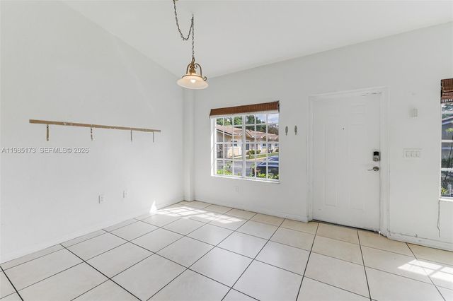 3916 SW 48th Ave, Pembroke Park, FL 33023