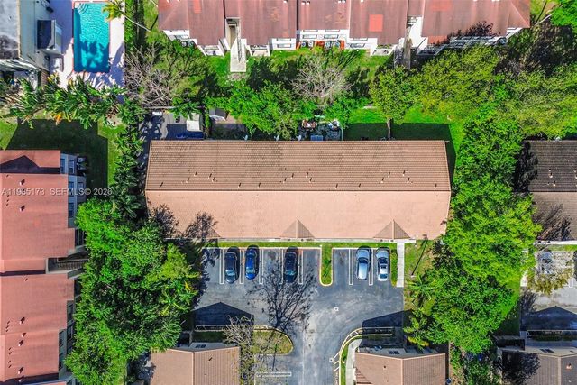 3916 SW 48th Ave, Pembroke Park, FL 33023