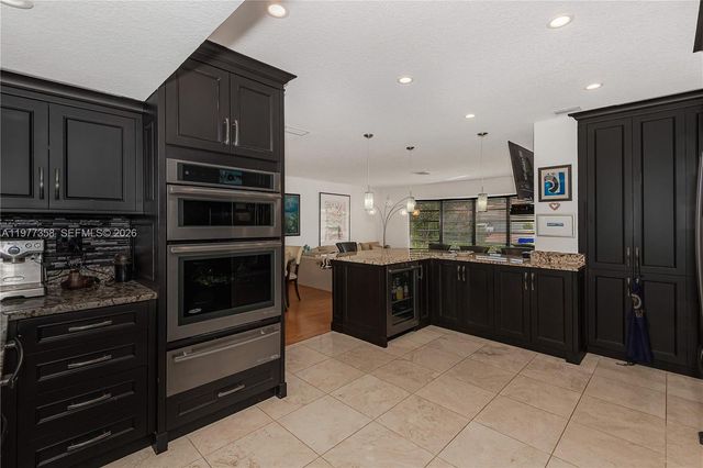 3900 N 43rd Ave, Hollywood, FL 33021