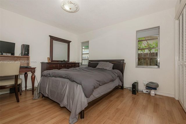 3900 N 43rd Ave, Hollywood, FL 33021