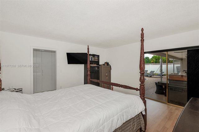 3900 N 43rd Ave, Hollywood, FL 33021