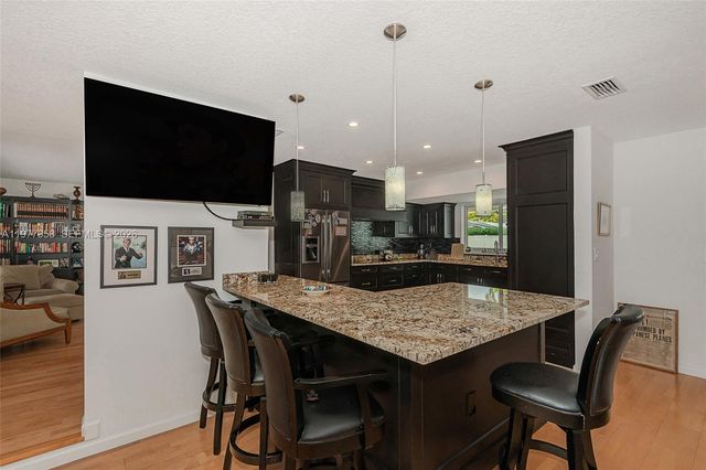 3900 N 43rd Ave, Hollywood, FL 33021