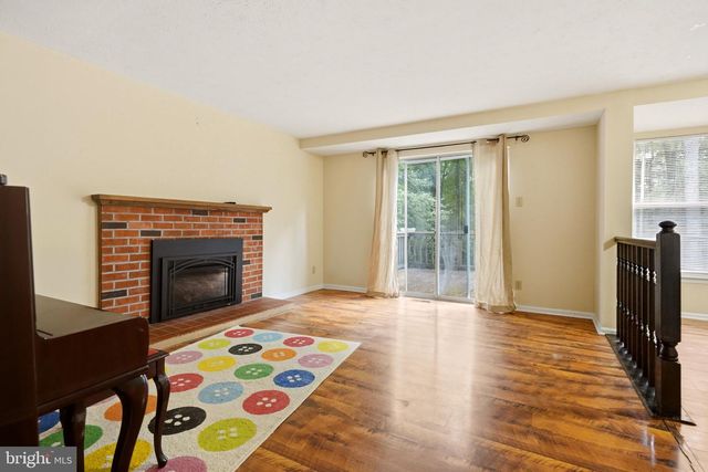17 LADY DIANA CIR, Marlton, NJ 08053