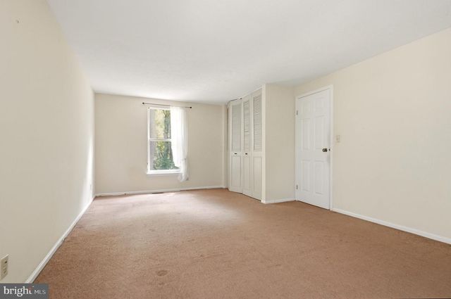 17 LADY DIANA CIR, Marlton, NJ 08053