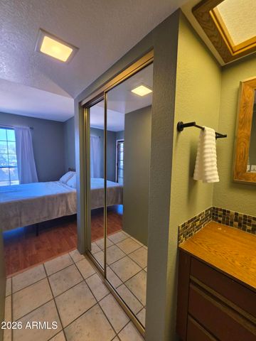 7557 N DREAMY DRAW Drive 240, Phoenix, AZ 85020