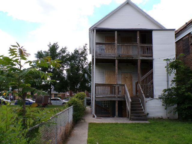 5649 S Shields Avenue, Chicago, IL 60621