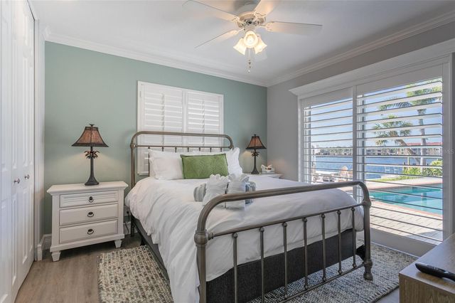 3901 13TH WAY NE, St Petersburg, FL 33703