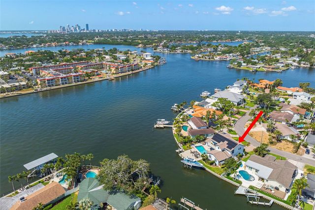 3901 13TH WAY NE, St Petersburg, FL 33703