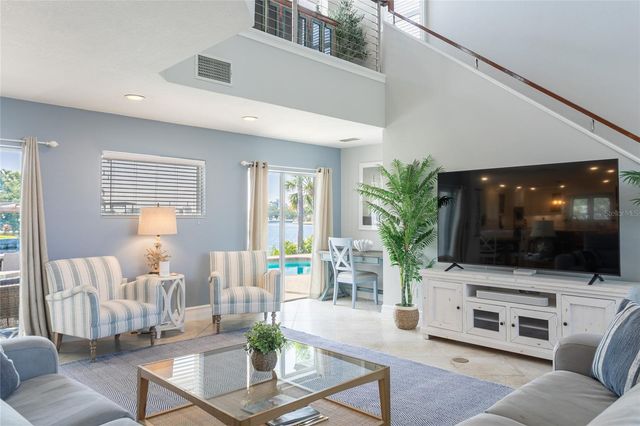 3901 13TH WAY NE, St Petersburg, FL 33703