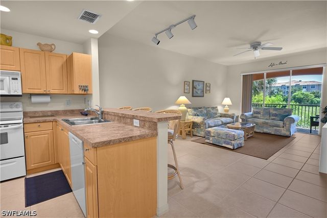 15979 Mandolin Bay DR 202, Fort Myers, FL 33908