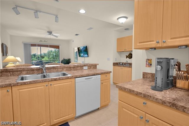 15979 Mandolin Bay DR 202, Fort Myers, FL 33908