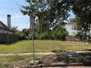 2810 Rosewood Street, Houston, TX 77021