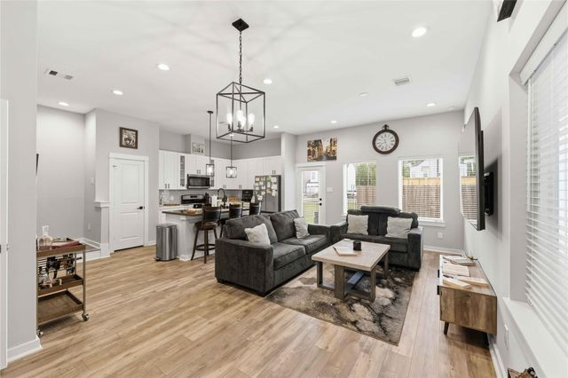 417 Stonework Landing Lane, Houston, TX 77076