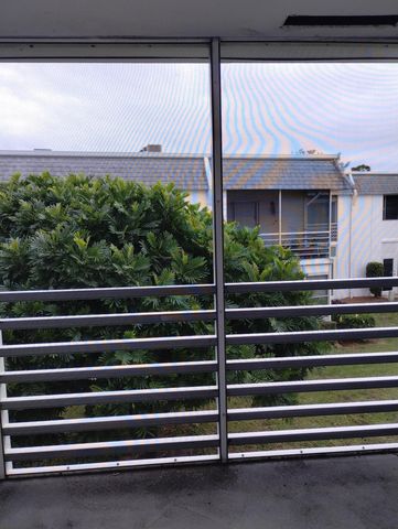 2880 Lake Osborne Drive 209, Lake Worth Beach, FL 33461
