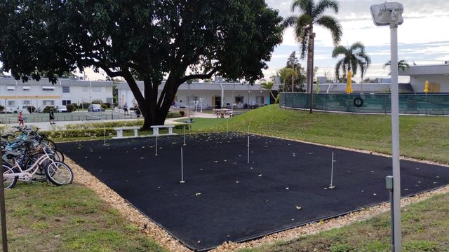 2880 Lake Osborne Drive 209, Lake Worth Beach, FL 33461