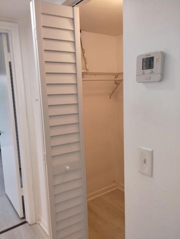 2880 Lake Osborne Drive 209, Lake Worth Beach, FL 33461