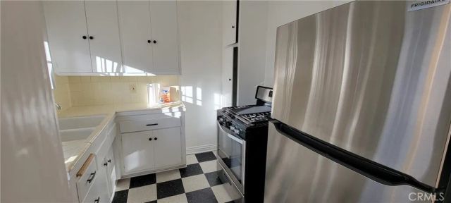 575 Levering Avenue, Westwood - Century City, CA 90024