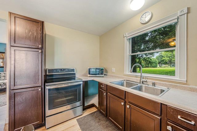 N7995 LAKESHORE DRIVE, Fond Du Lac, WI 54937