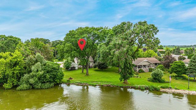 N7995 LAKESHORE DRIVE, Fond Du Lac, WI 54937