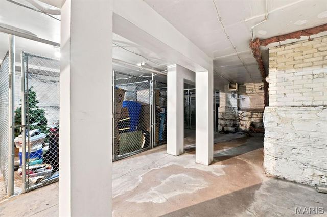 5625 Pershing Avenue 11, St Louis, MO 63112