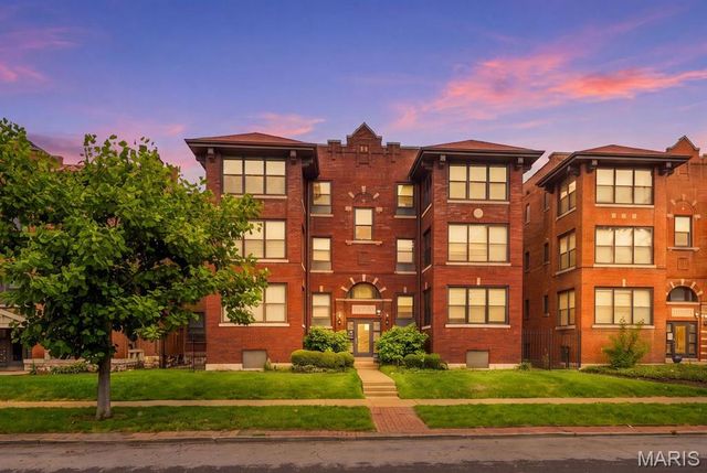 5625 Pershing Avenue 11, St Louis, MO 63112