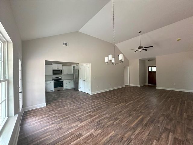 276 Freshwater Lane NE, Ludowici, GA 31316