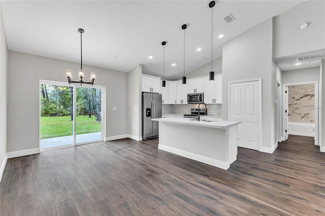 1140 7TH AVENUE, Deland, FL 32724