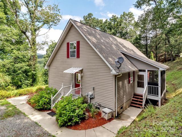 562 Beechwood Drive, Sylva, NC 28779