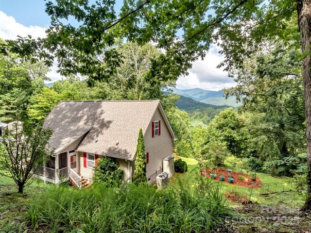 562 Beechwood Drive, Sylva, NC 28779