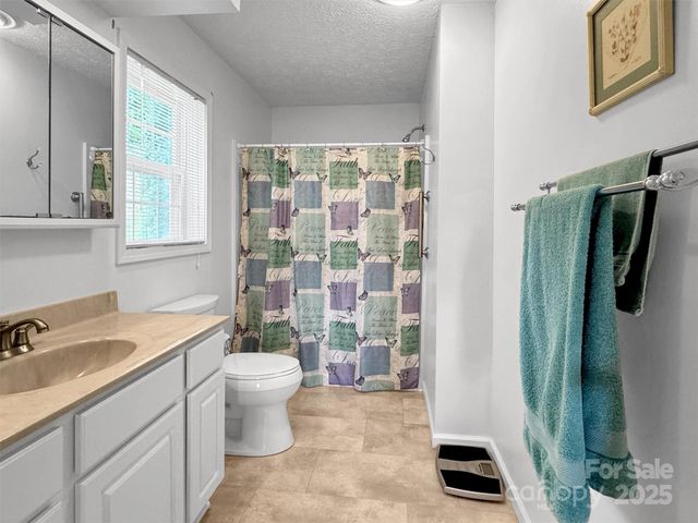 562 Beechwood Drive, Sylva, NC 28779