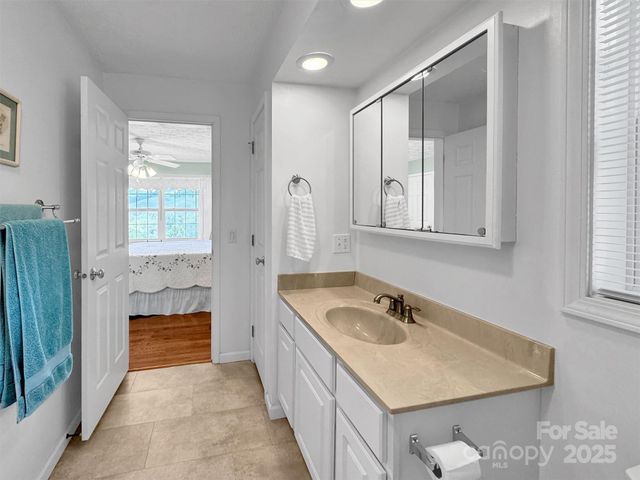 562 Beechwood Drive, Sylva, NC 28779