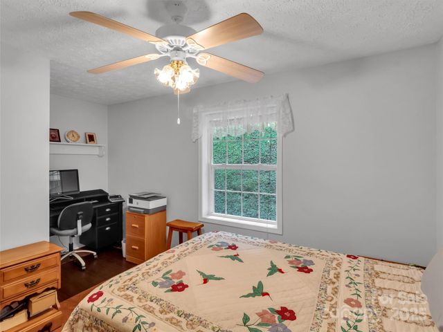 562 Beechwood Drive, Sylva, NC 28779