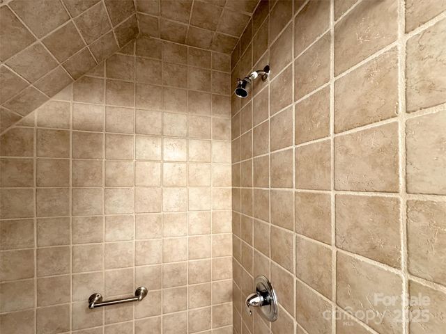 562 Beechwood Drive, Sylva, NC 28779