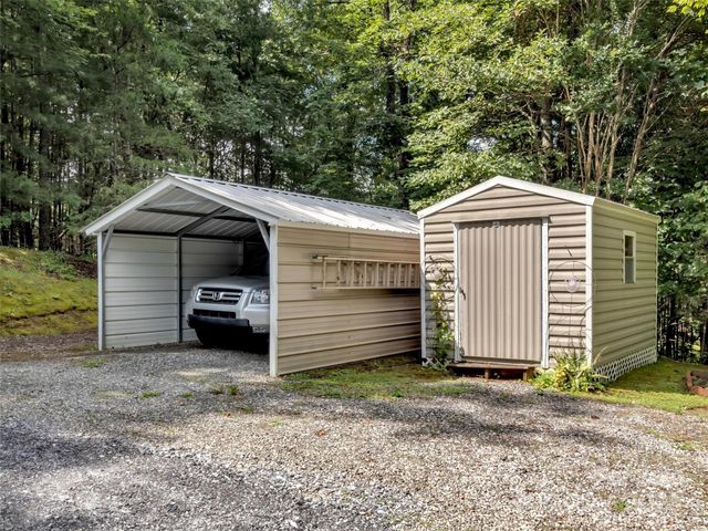 562 Beechwood Drive, Sylva, NC 28779