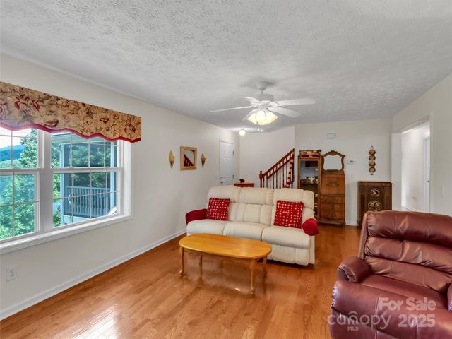 562 Beechwood Drive, Sylva, NC 28779