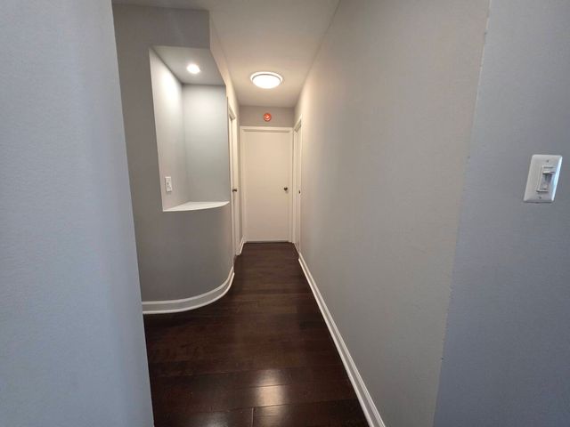 6033 N Sheridan Road 10D, Chicago, IL 60660