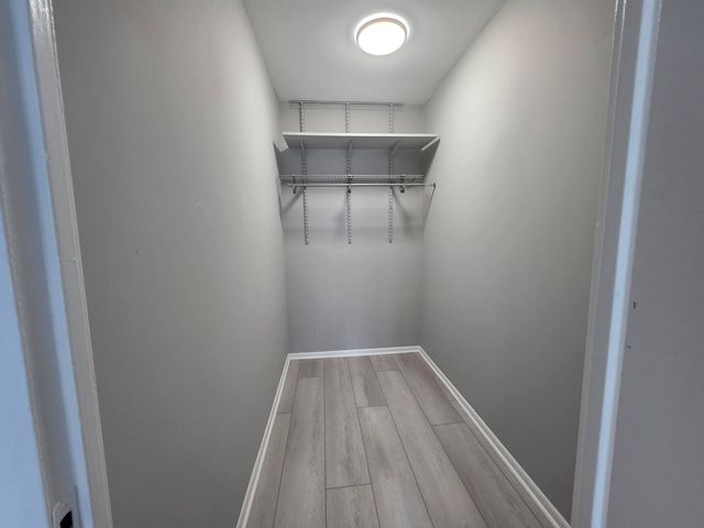 6033 N Sheridan Road 10D, Chicago, IL 60660