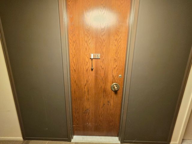 6033 N Sheridan Road 10D, Chicago, IL 60660