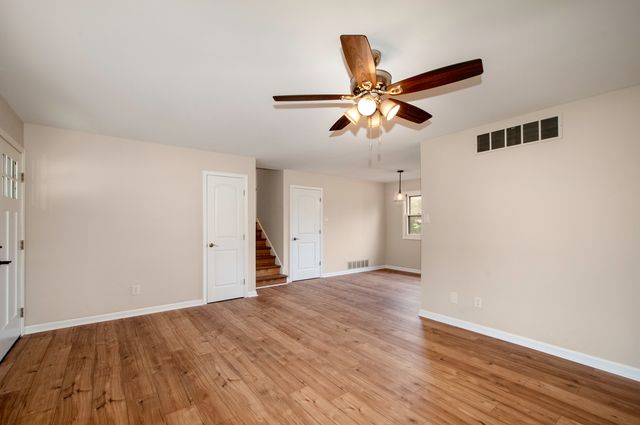 931 Regent Street, New Lenox, IL 60451