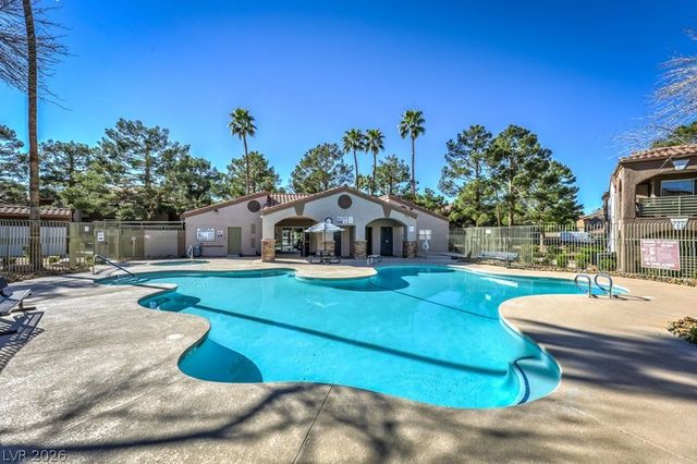 2111 Sealion Drive 207, Las Vegas, NV 89128