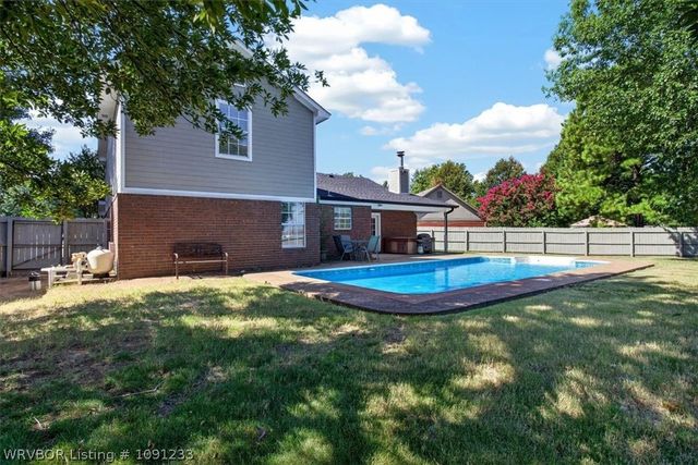 9300 Bridgeford Circle, Fort Smith, AR 72908