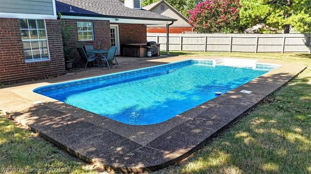 9300 Bridgeford Circle, Fort Smith, AR 72908