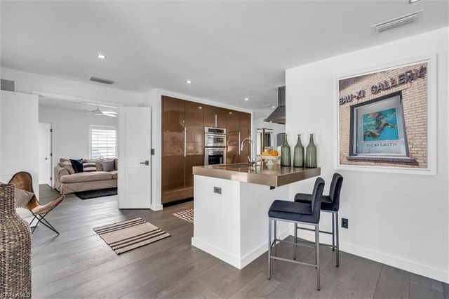 1627 Murex LN, Naples, FL 34102