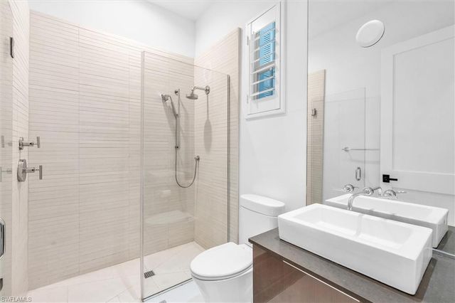 1627 Murex LN, Naples, FL 34102